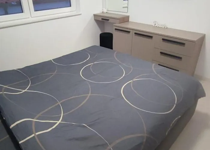 Nyaraló Hh Cvetkovic By Interhome Vir